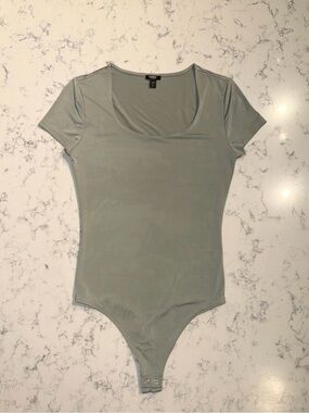 Express Body Contour Scoop Neck Short Sleeve Bodysuit Sage Green- XS
